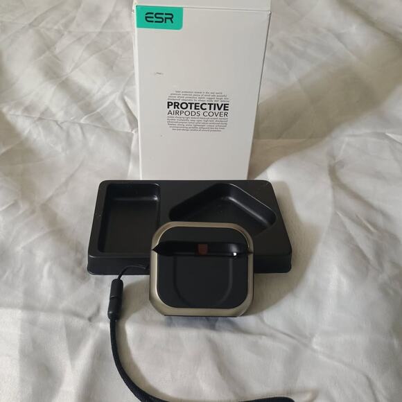 ESR Protective AirPods Cover with Strap - Picture 1 of 1